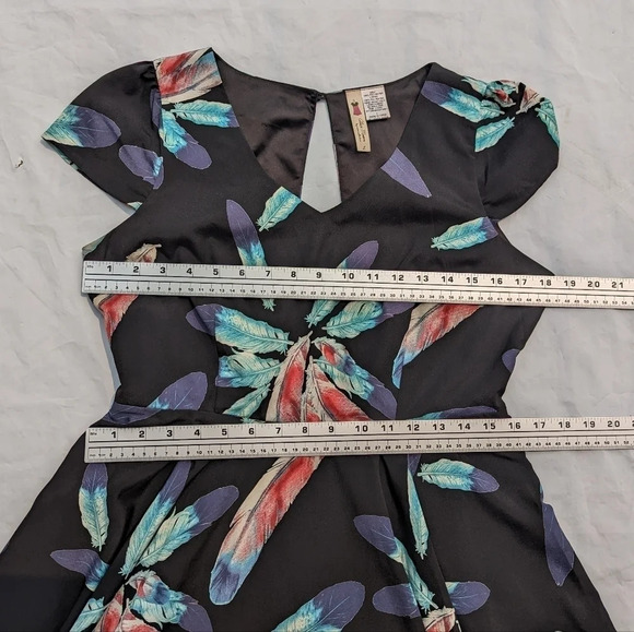 Alice Moon Anthropologie Black Feather Print Cut Out Dress - Fit & Flair Woman L - Picture 2 of 6